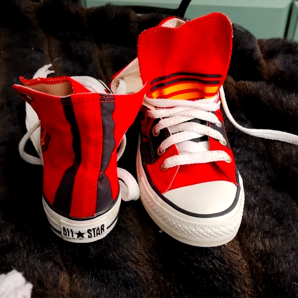 Converse Chuck Taylor All Star High Top Shoes...unisex sizing
